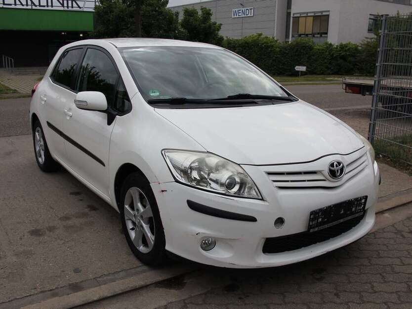 Auris