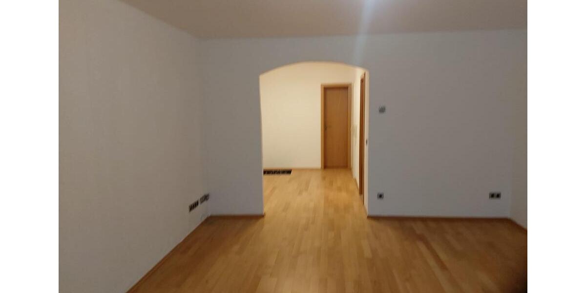 Etagenwohnung Ludwigshafen am Rhein Edigheim - 5 Zimmer, 110 m&sup2;, 320.000&euro; | Angebot:26990513