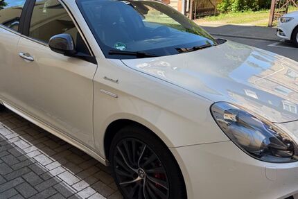 Alfa Romeo Giulietta 191.750 km 7.000 &euro; Speyer 67346