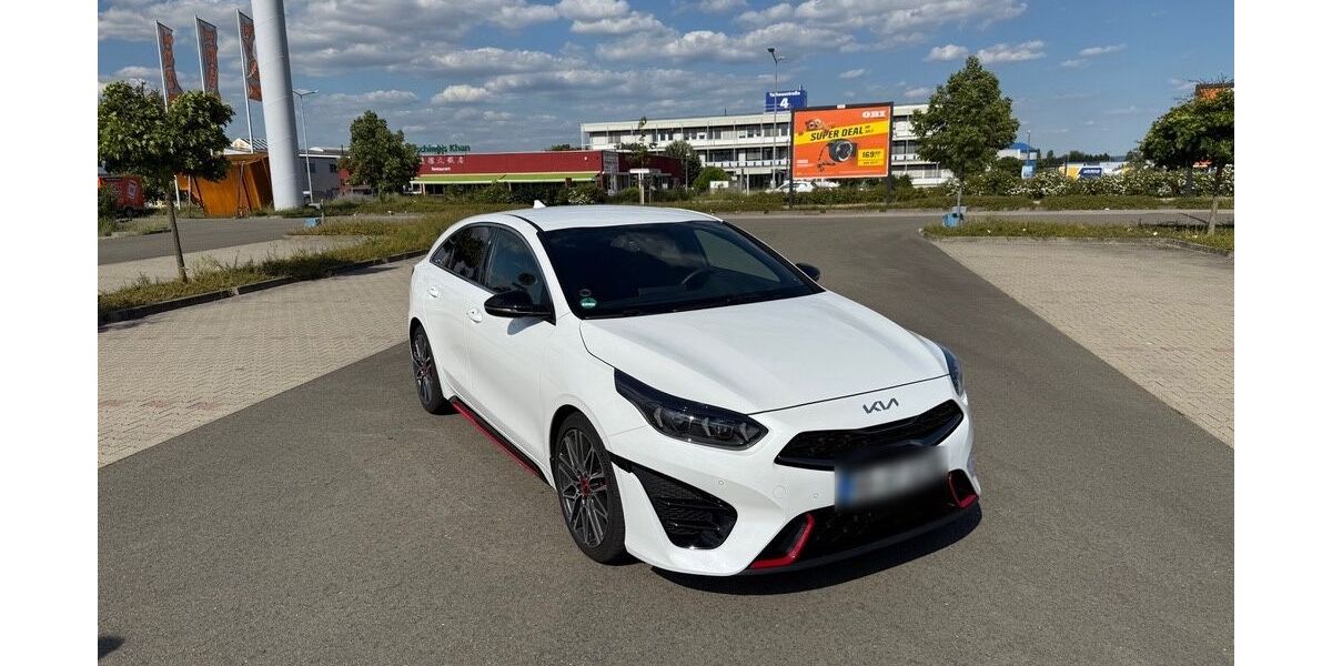 Kia pro ceed / ProCeed 33.000 km 27.900 &euro; Reilingen 68799
