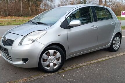 Toyota Yaris 181.100 km 1.600 € Mannheim 68169