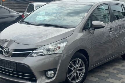 Toyota Verso 133.000 km 9.900 € Ludwigshafen 67071