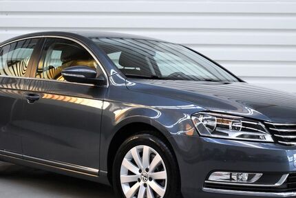 VW Passat 34.000 km 14.990 &euro; Forst 76694