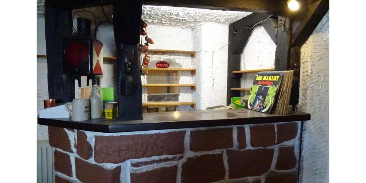 Einfamilienhaus Heddesheim - 5 Zimmer, 140 m&sup2;, 175.000&euro; | Angebot:24658873