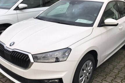 Skoda Fabia 18.990 km 16.390 &euro; Östringen 76684