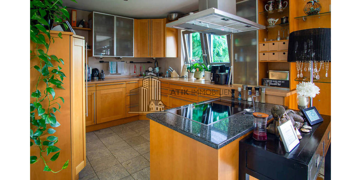 ATIK: Freistehendes Einfamilienhaus mit Schwimmteich und Gartenidylle - Ruhige Feldrandlage - Einfamilienhaus Waibstadt | Angebot:26267357