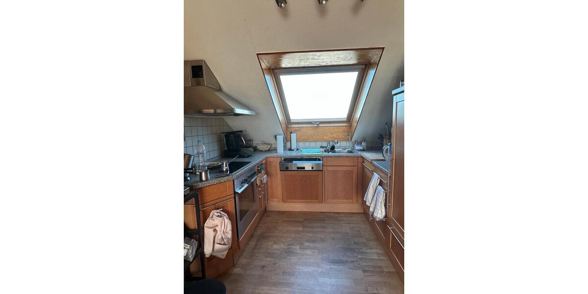 Dachgeschoßwohnung Ludwigshafen am Rhein Rheingönheim - 2 Zimmer, 80 m&sup2;, 895&euro; | Angebot:25516749