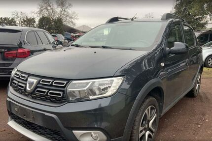Dacia Sandero 80.000 km 8.600 &euro; Weinheim 69469