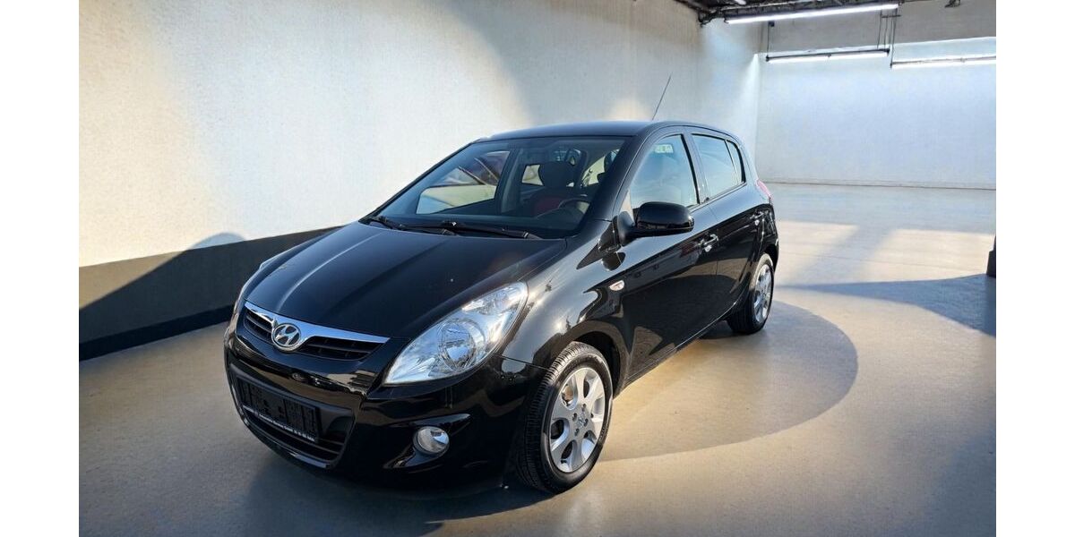 Hyundai i20 50.600 km 8.499 &euro; Speyer 67346
