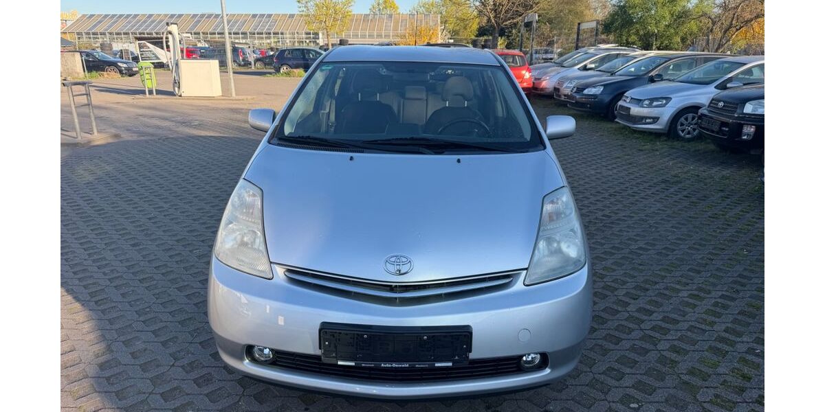 Toyota Prius 182.000 km 5.500 &euro; Philippsburg 76661