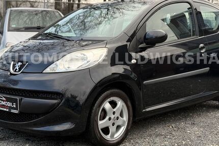 Peugeot 107 168.578 km 2.399 &euro; Ludwigshafen am Rhein 67065