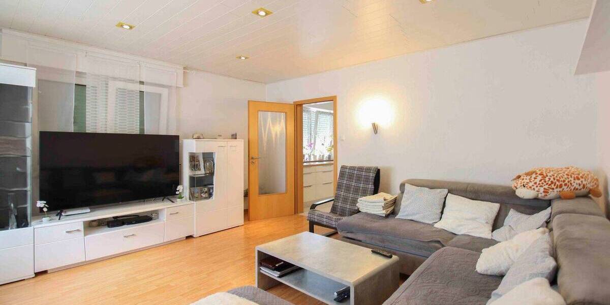 Mehrfamilienhaus, Wohnhaus Hockenheim - 6 Zimmer, 154 m&sup2;, 399.000&euro; | Angebot:26307606