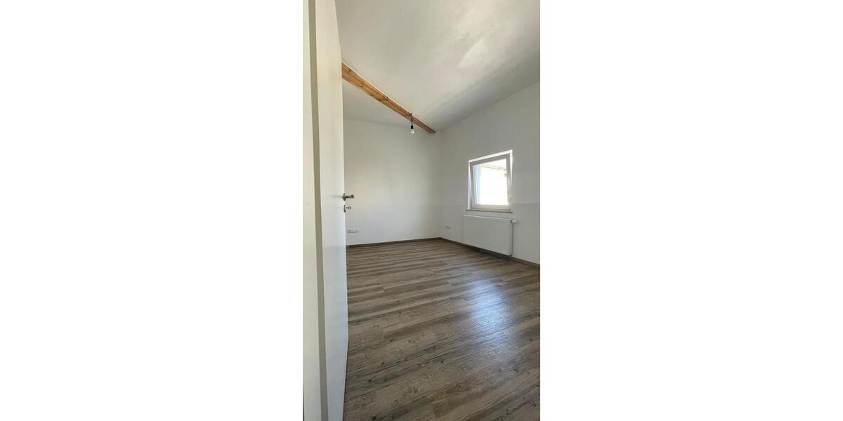 Terrassenwohnung Schifferstadt - 3 Zimmer, 76 m&sup2;, 1.250&euro; | Angebot:25550859