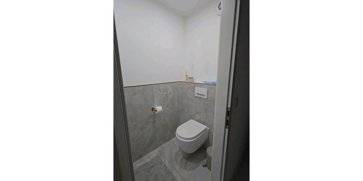 Etagenwohnung Wiesloch - 4.5 Zimmer, 100 m&sup2;, 2.000&euro; | Angebot:26386613