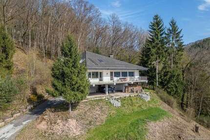 Haus Oberzent - 6 Zimmer, 236 m&sup2;, 387.000&euro; | Angebot:26190384