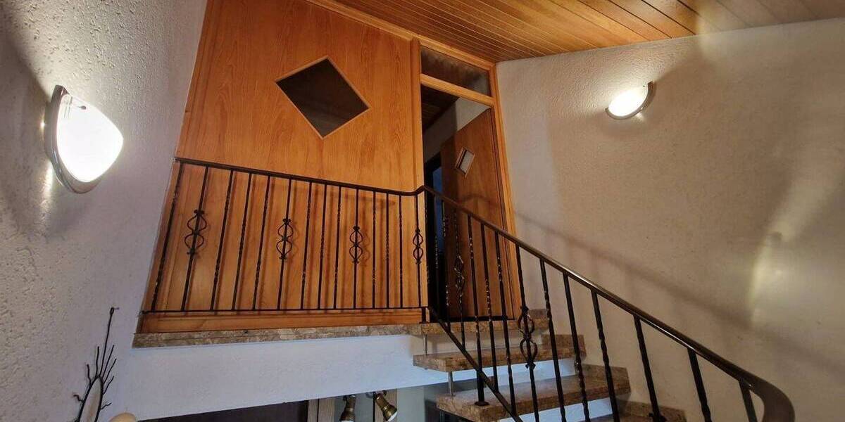 Einfamilienhaus Oberzent Beerfelden - 7 Zimmer, 170 m&sup2;, 295.000&euro; | Angebot:23937709