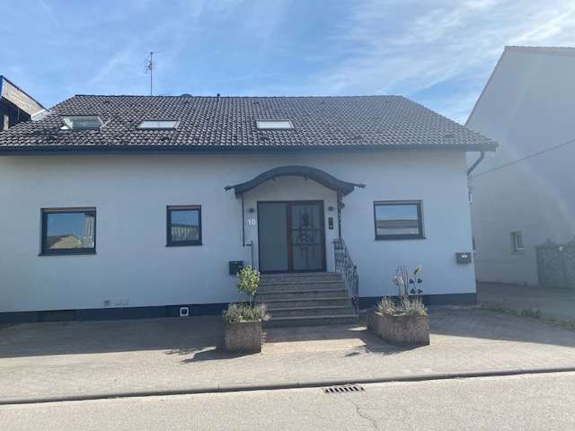 Haus zum Kaufen in Lorsch 580.000 € 213 m²
