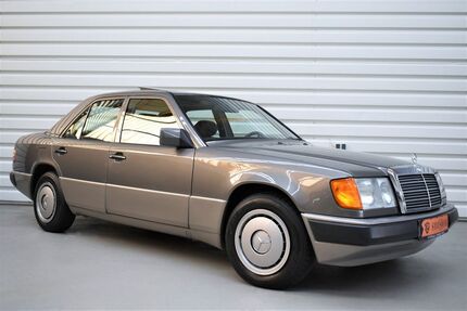 Mercedes-Benz 230 88.200 km 11.990 &euro; Forst 76694