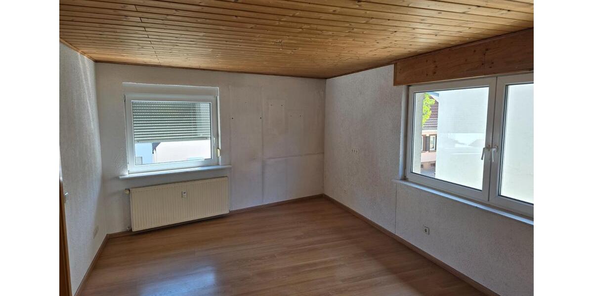 Etagenwohnung Waghäusel - 1.5 Zimmer, 56 m&sup2;, 590&euro; | Angebot:26300260