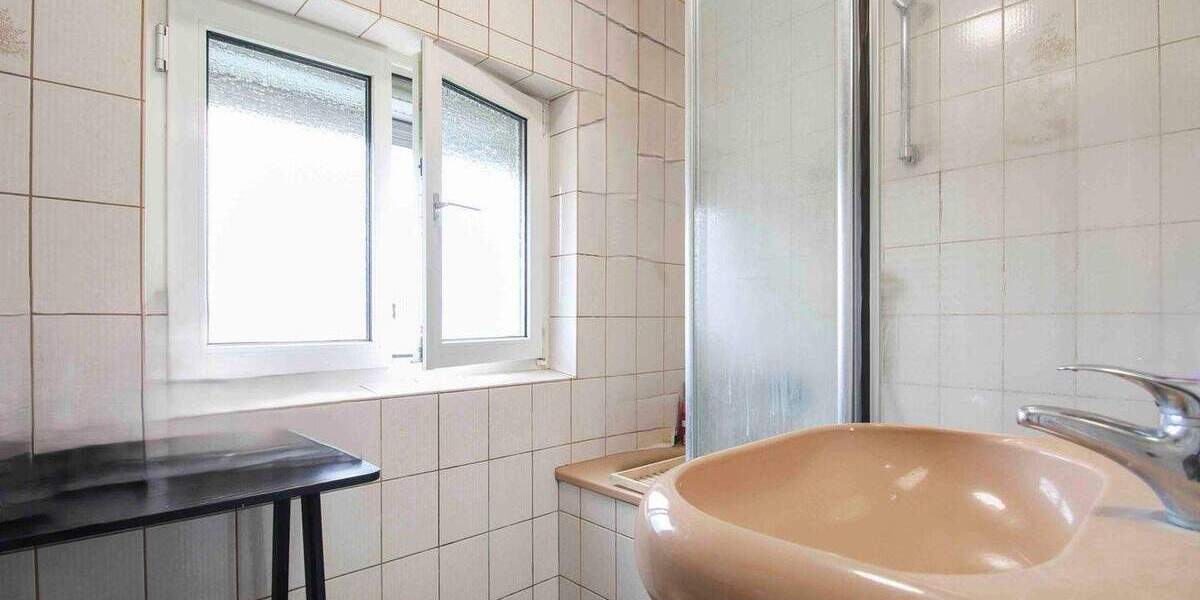 Hockenheim-Highlight - Modernisiertes Zweifamilienhaus mit Charme und Platz 6 zimmer