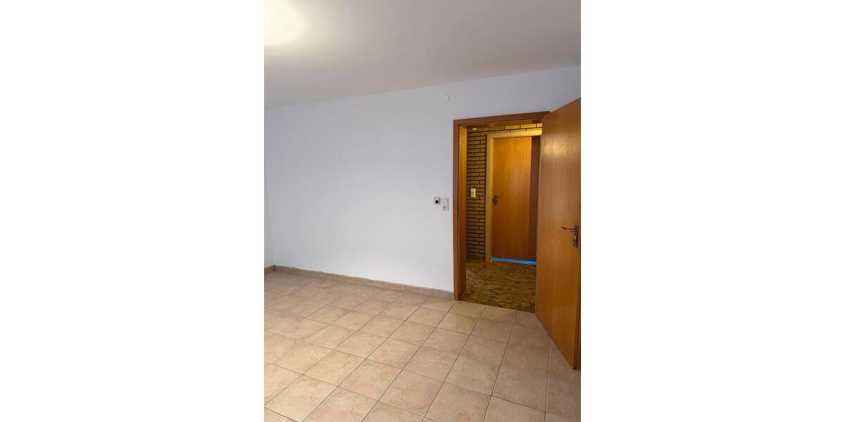 Erdgeschoßwohnung Mannheim Gartenstadt - 3 Zimmer, 95 m&sup2;, 1.200&euro; | Angebot:24787172