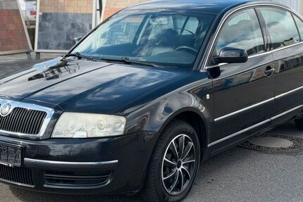 Skoda Superb 209.000 km 2.950 &euro; Mannheim 68199
