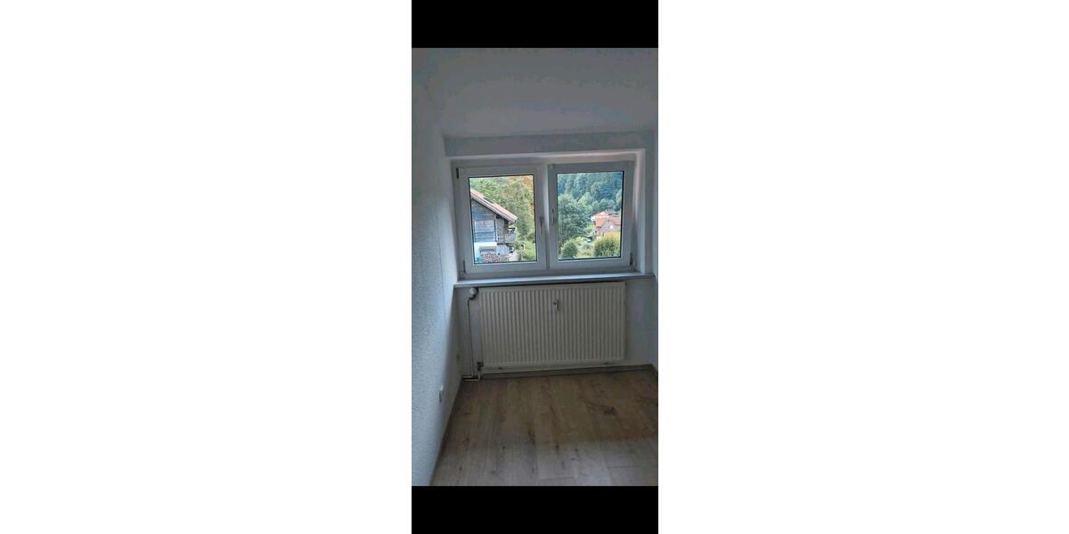 Dachgeschoßwohnung Hirschhorn (Neckar) - 5 Zimmer, 117 m&sup2;, 760&euro; | Angebot:26267020