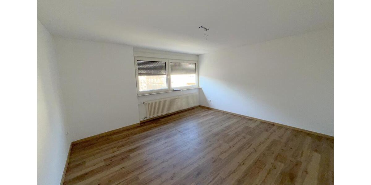 Etagenwohnung Ludwigshafen am Rhein Ludwigshafen-Hemshof - 3 Zimmer, 68 m&sup2;, 550&euro; | Angebot:26407583