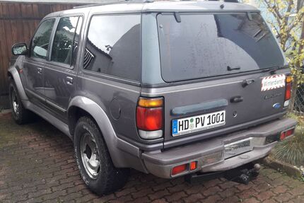 Ford Explorer