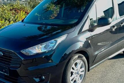 Ford Tourneo Connect 56.776 km 15.700 &euro; LUDWIGSHAFEN AM RHEIN 67071