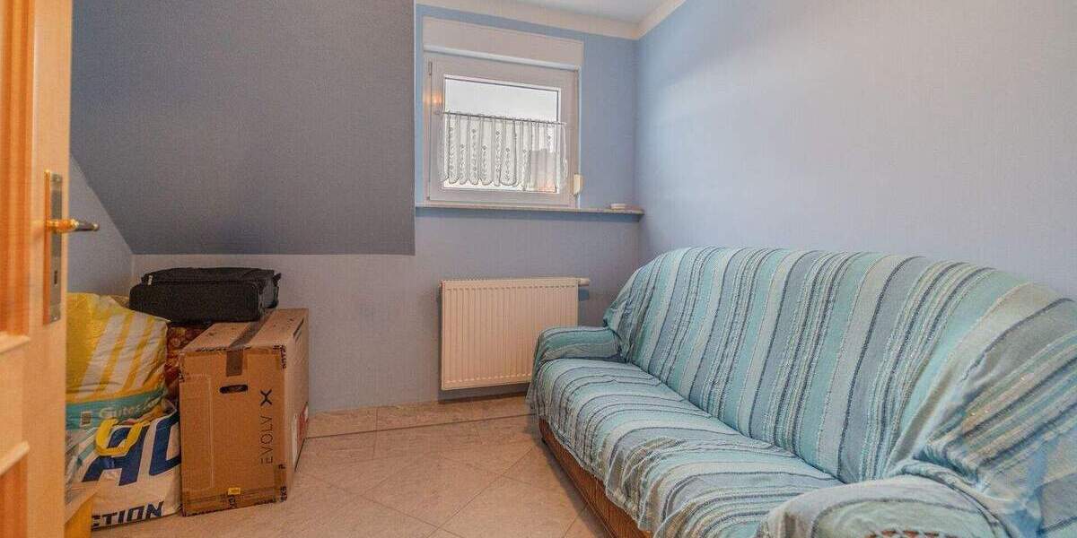 Einfamilienhaus Edingen-Neckarhausen Edingen - 7 Zimmer, 283 m&sup2;, 680.000&euro; | Angebot:24872175