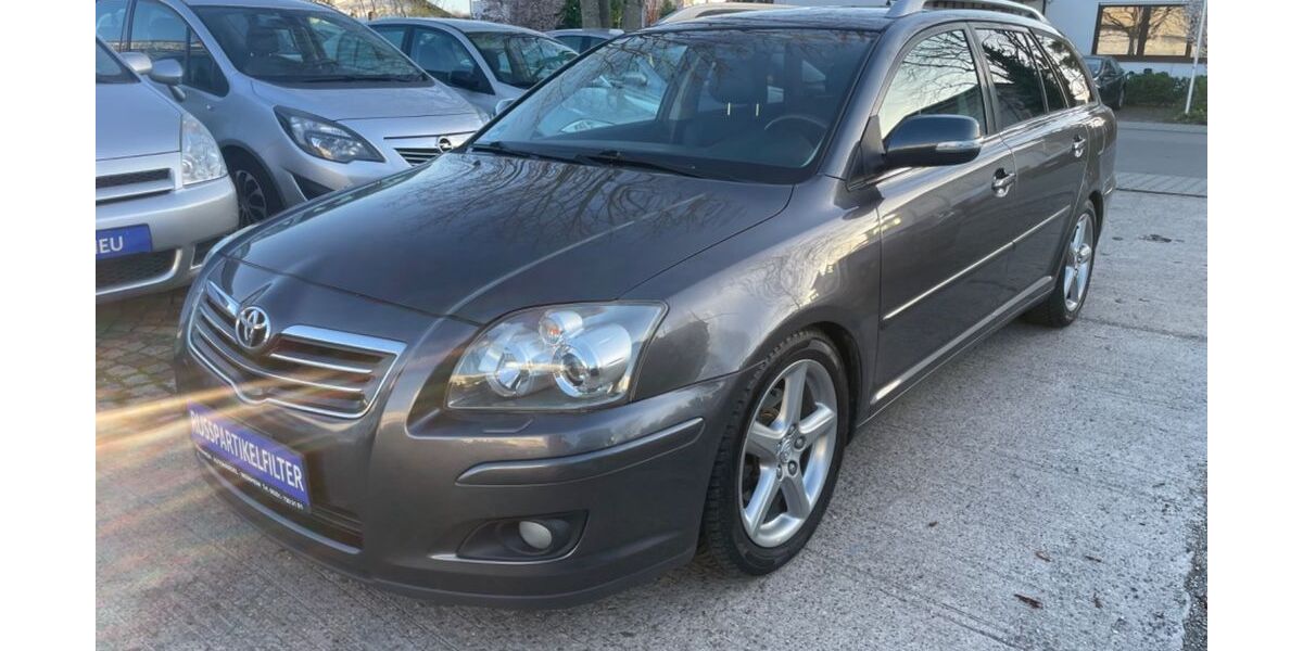 Toyota Avensis 148.797 km 4.997 &euro; Walldorf 69190