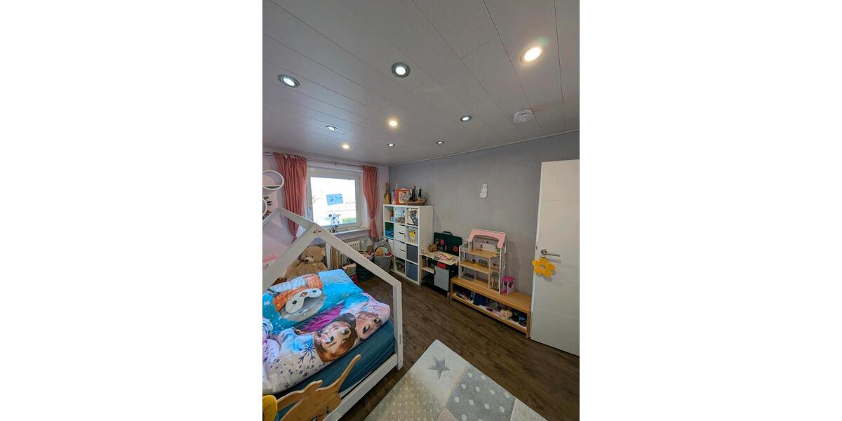 Etagenwohnung Sinsheim - 4.5 Zimmer, 111 m&sup2;, 349.000&euro; | Angebot:25422594