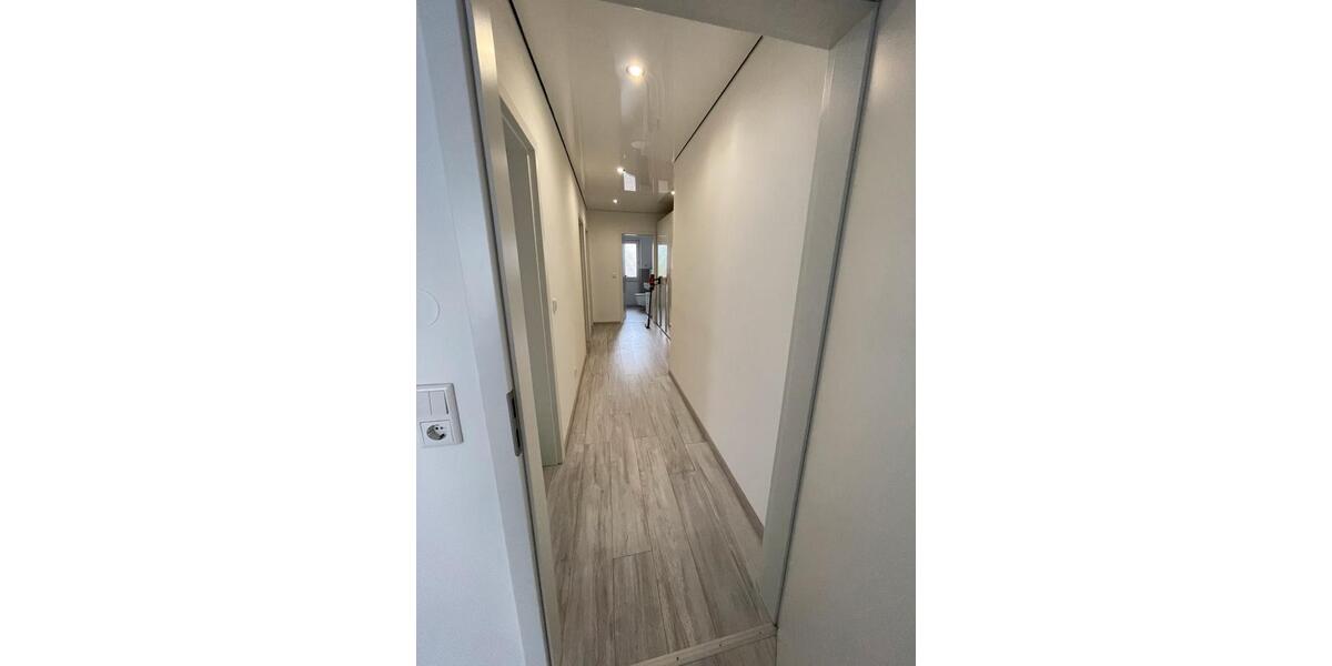 Etagenwohnung Nußloch - 3 Zimmer, 64 m&sup2;, 300.000&euro; | Angebot:26312567
