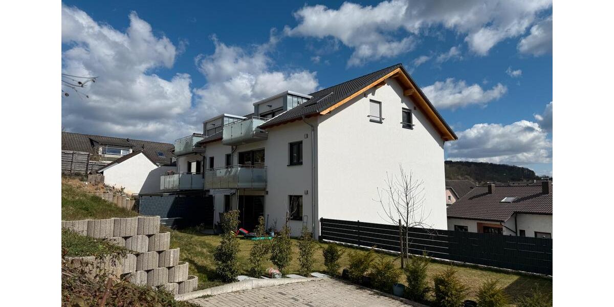 Dachgeschoßwohnung Sinsheim - 3 Zimmer, 87 m&sup2;, 415.000&euro; | Angebot:27119919
