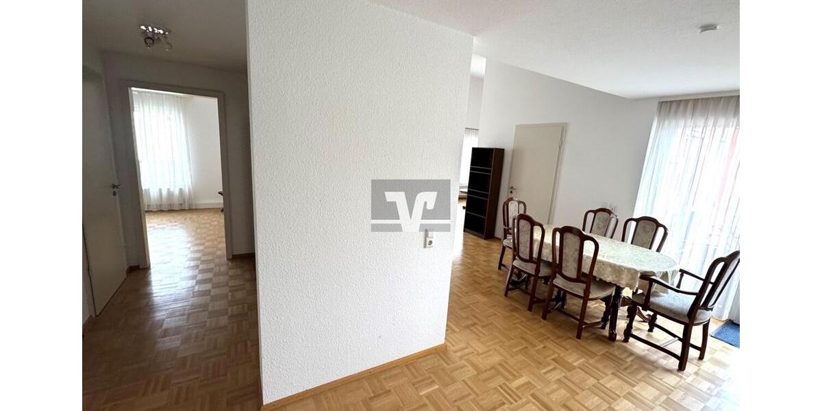 Etagenwohnung Limburgerhof - 2.5 Zimmer, 103 m&sup2;, 950&euro; | Angebot:25053128