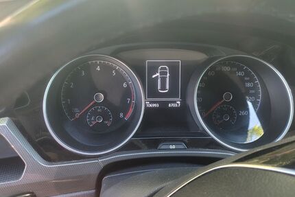VW Touran 106.099 km 21.299 &euro; Mannheim 68199