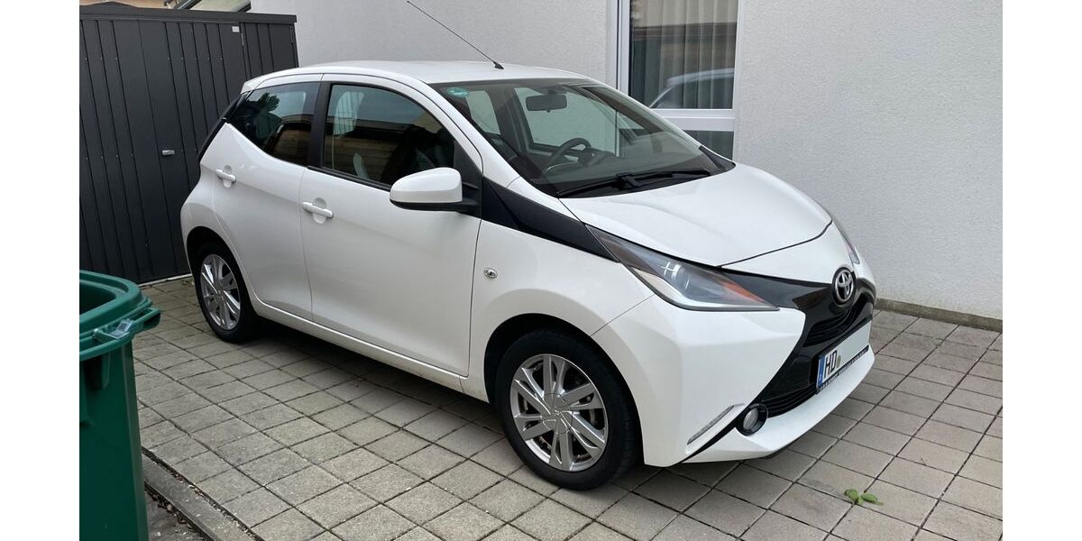 Toyota Aygo (X) 130.000 km 6.150 &euro; Heidelberg 69124