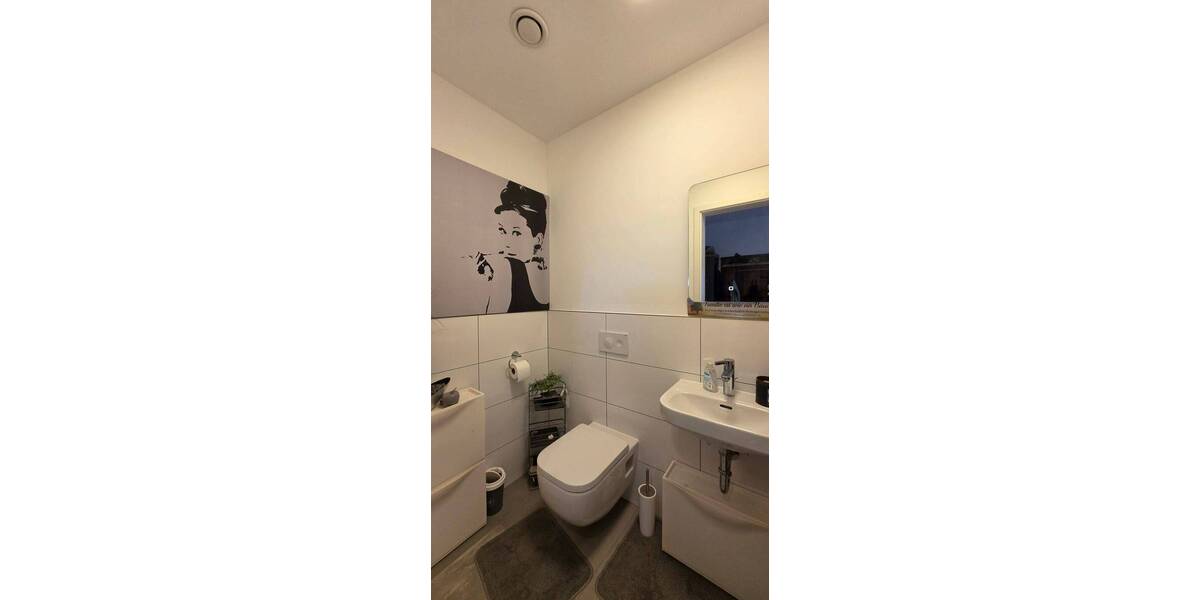 Etagenwohnung Sinsheim Rohrbach - 4 Zimmer, 108 m&sup2;, 1.360&euro; | Angebot:26730489