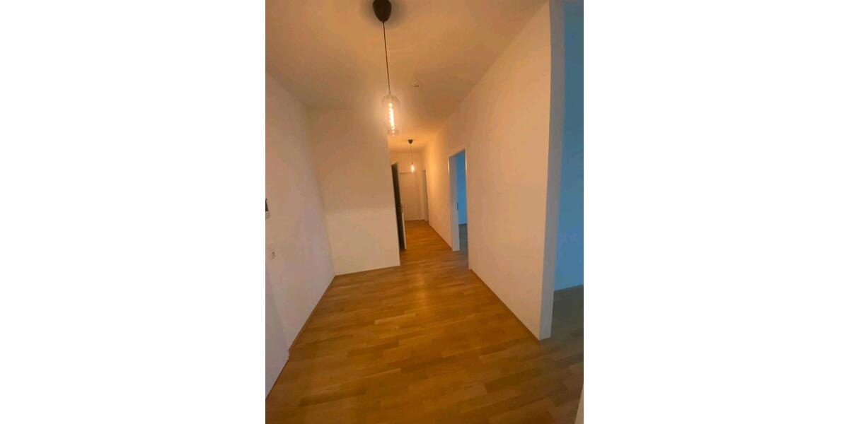 Erdgeschoßwohnung Sinsheim - 3 Zimmer, 95 m&sup2;, 1.550&euro; | Angebot:25382972