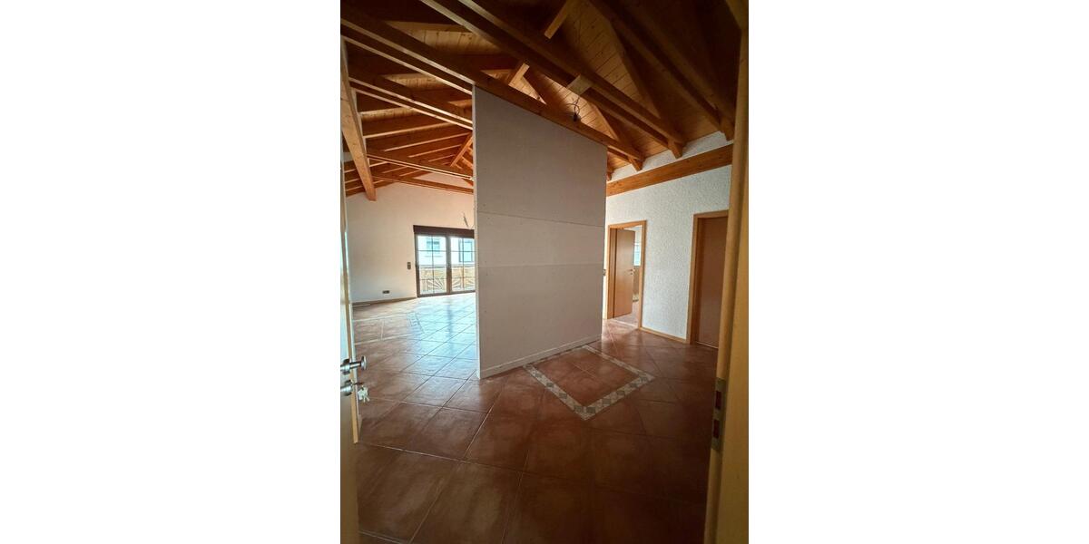 Dachgeschoßwohnung Wald-Michelbach Michelbach - 4 Zimmer, 110 m&sup2;, 900&euro; | Angebot:26101298