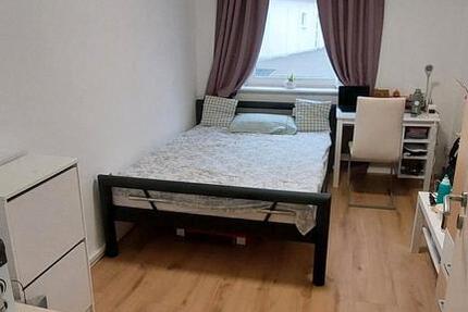 Studio-room in shared appartement in Sandhausen Heidelberg 14 zimmer