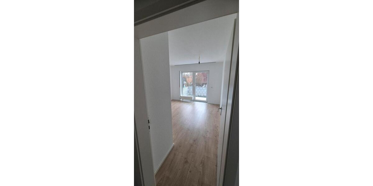 Etagenwohnung Bad Schönborn - 3 Zimmer, 92 m&sup2;, 1.200&euro; | Angebot:25311194