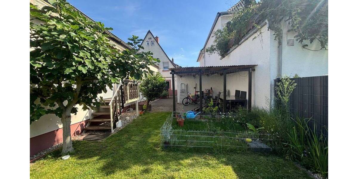 Mehrfamilienhaus, Wohnhaus Lampertheim - 7 Zimmer, 156 m&sup2;, 320.000&euro; | Angebot:26891573