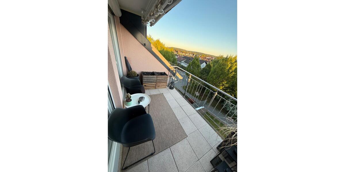 Dachgeschoßwohnung Wiesloch - 3 Zimmer, 69 m&sup2;, 990&euro; | Angebot:26399963