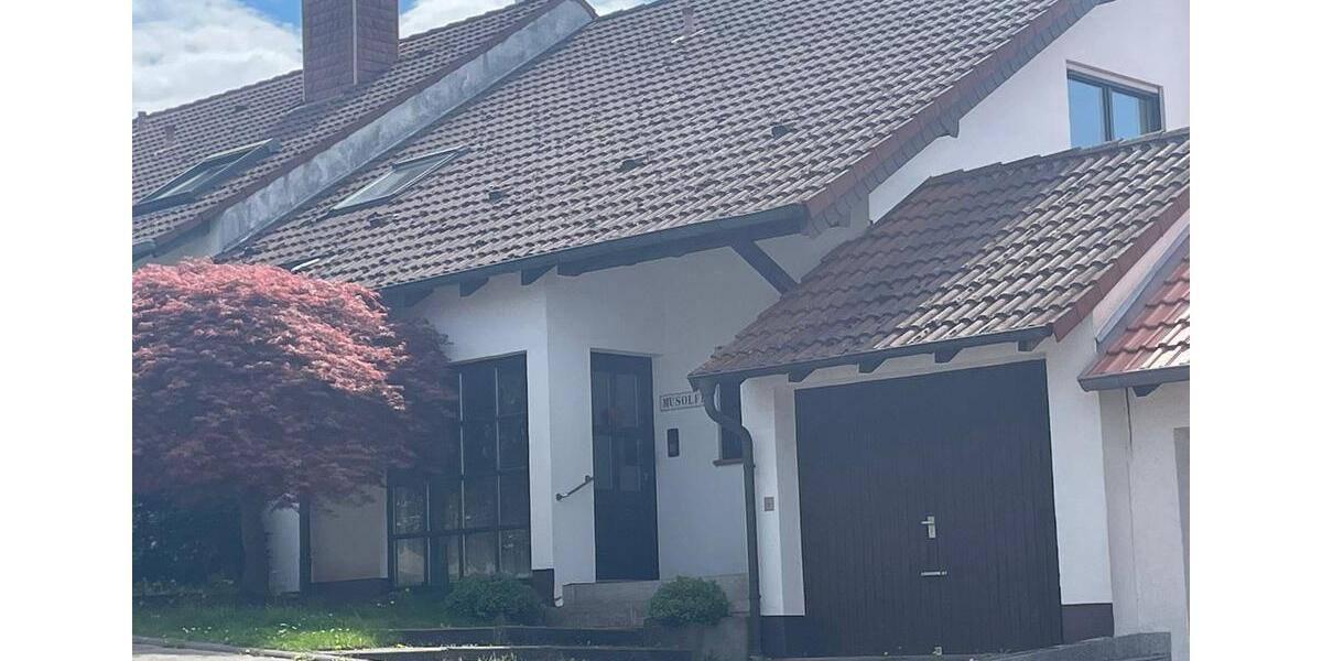 Doppelhaushälfte Leimen - 4 Zimmer, 212 m&sup2;, 1.950&euro; | Angebot:25551381