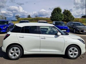 Suzuki Swift 1.2 Hybrid MT Comfort 5.200 km 19.850 &euro; Obrigheim-Asbach 74847