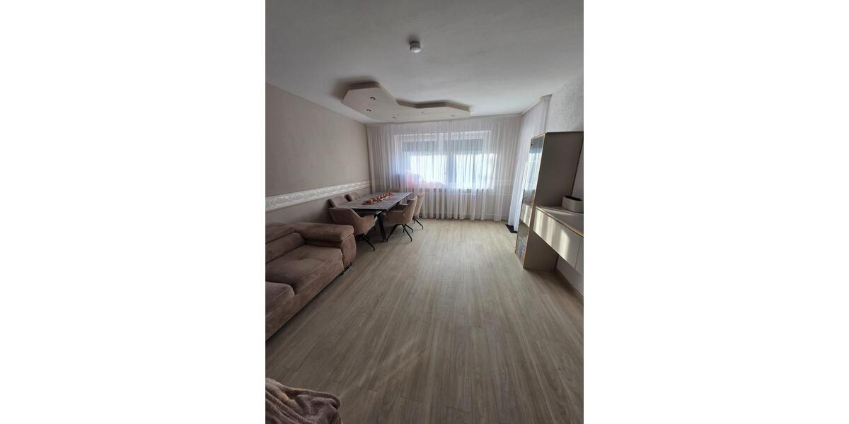 Etagenwohnung Ludwigshafen am Rhein Ludwigshafen-Oggersheim - 3 Zimmer, 80 m&sup2;, 699&euro; | Angebot:23630198