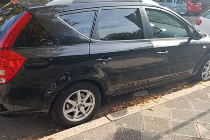 Kia ceed Sportswagon 175.000 km 3.950 &euro; Mannheim 68159