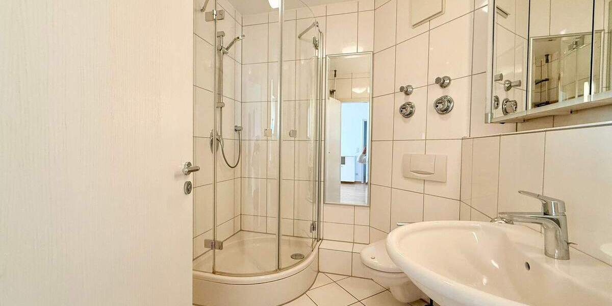 Lichtdurchflutete 5 ZKB-Dachterrassenwohnung in MA-Neckarau 5 zimmer